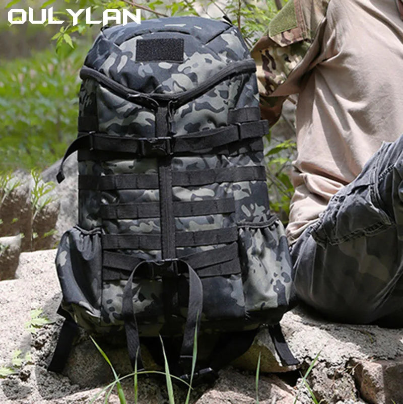 Men's Outdoor Camouflage Sports Bag